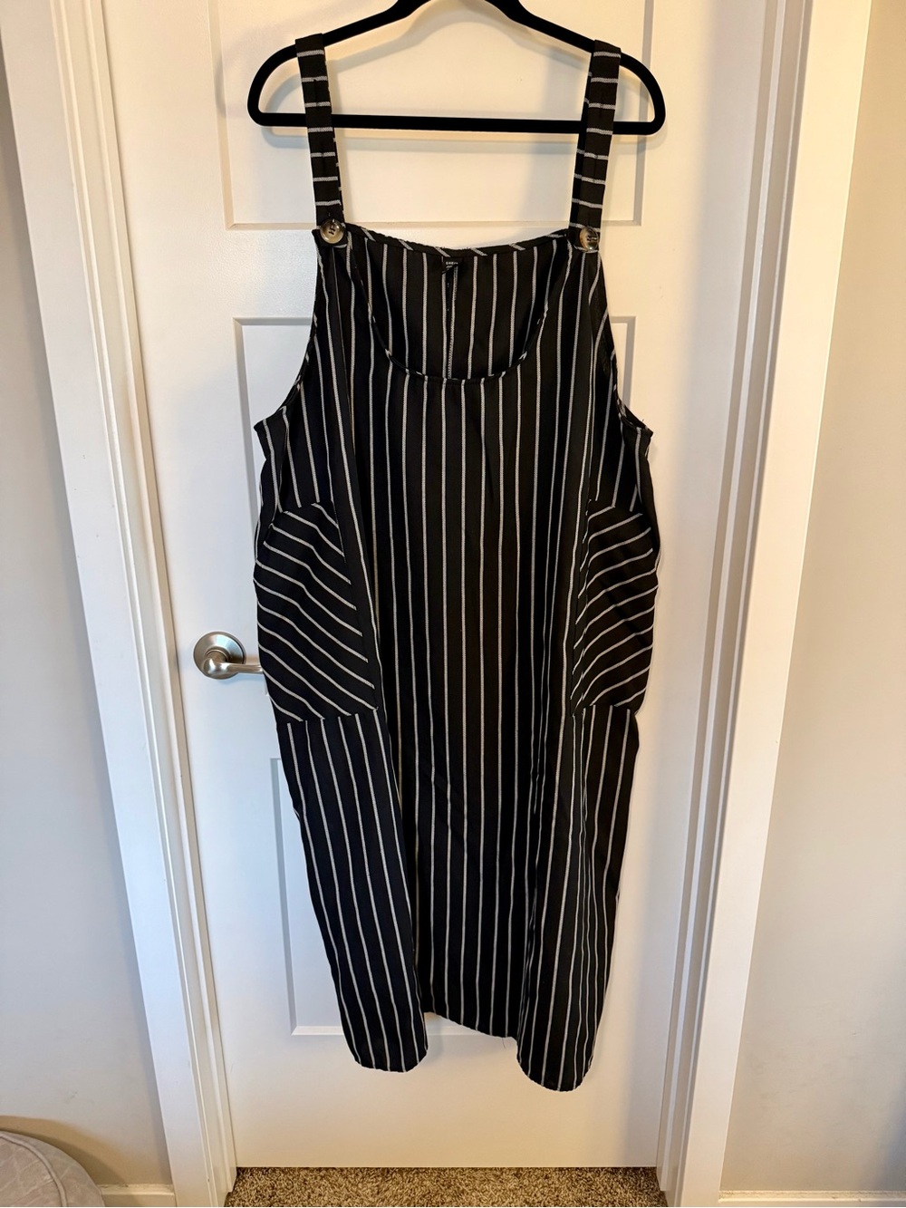 SHEIN Black Striped Wide-Leg Jumper with Pockets